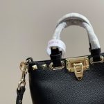 Valentino Rockstud Crossbody Pouch In Grainy Leather Black 16Cm 5W2P0W31Vsh 0No - Image 6