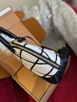 Louis Vuitton Alma BB Black 24Cm M23761 - Image 4