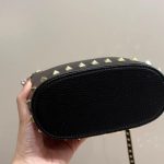 Valentino Rockstud Crossbody Pouch In Grainy Leather Black 16Cm 5W2P0W31Vsh 0No - Image 8