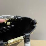 Valentino Rockstud Crossbody Pouch In Grainy Leather Black 16Cm 5W2P0W31Vsh 0No - Image 9