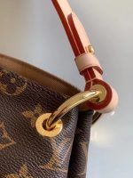 Louis Vuitton Graceful PM Monogram Canvas Beige 35Cm M43701 - Image 7