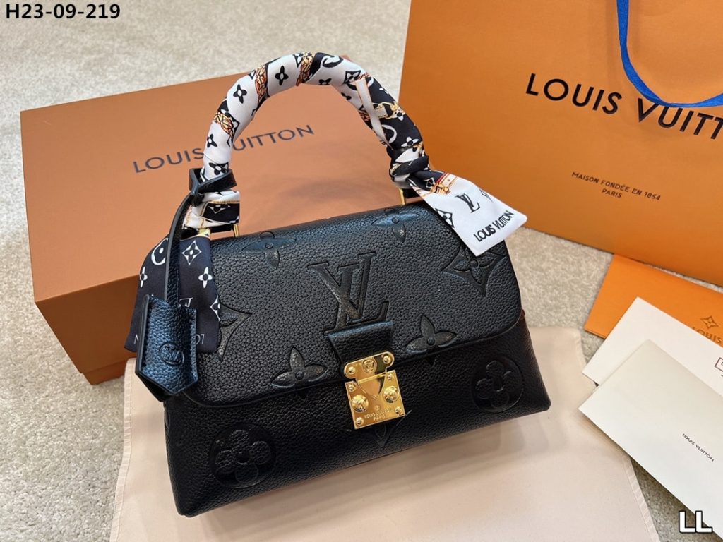 Louis Vuitton Madeleine BB Bag Black 24Cm M45977 - Image 3