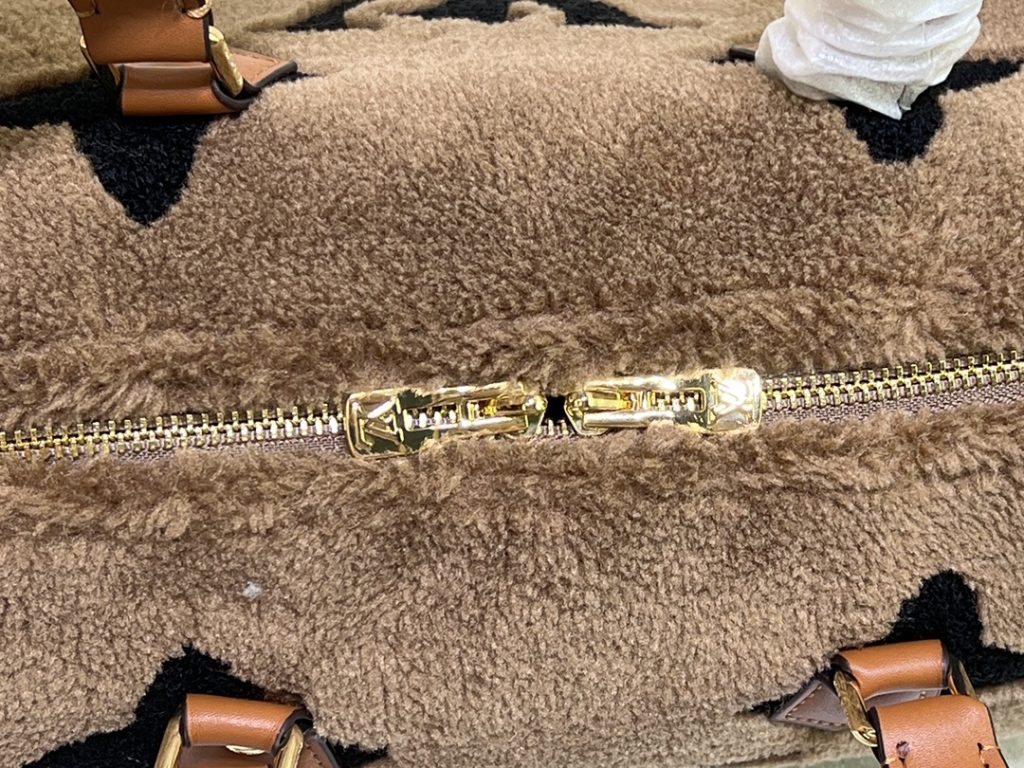 Louis Vuitton Monogram Teddy Speedy Bandouliere Brown 25cm - Image 6