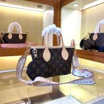 Louis Vuitton Neverfull BB Monogram Canvas Beige 25Cm M46705 - Image 4