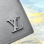 Louis Vuitton Pocket Organizer Black 11Cm M69979 - Image 7
