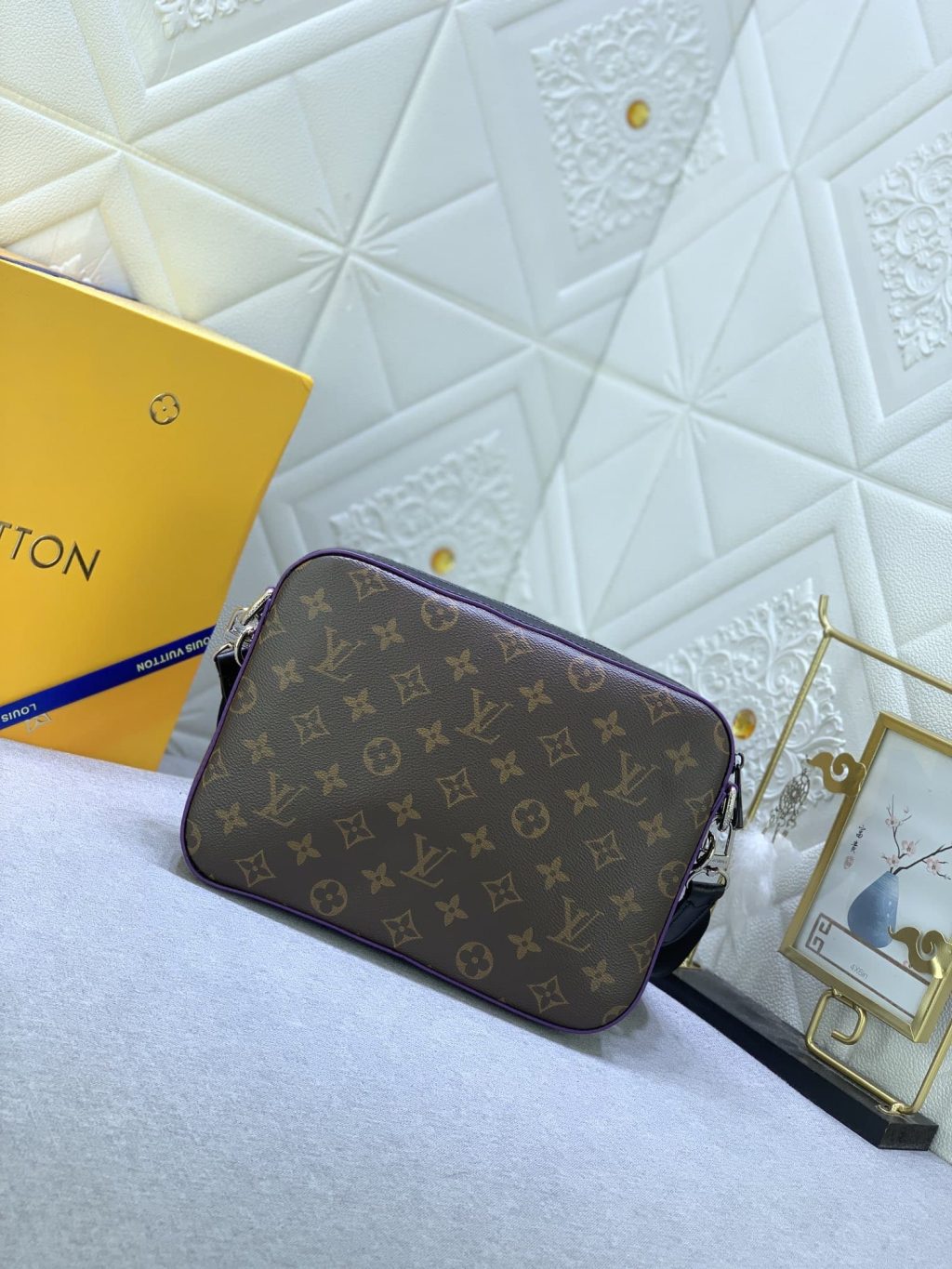 Louis Vuitton Trio Messenger Purple 25Cm M46266 - Image 9
