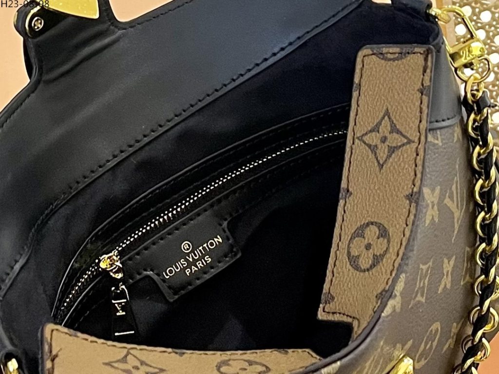 Louis Vuitton Lv Twinny Monogram Canvas 27Cm M46659 - Image 11