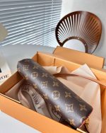 Louis Vuitton Pochette Tirette Monogram Canvas 23Cm M47123 - Image 10