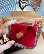 Louis Vuitton Pochette Tirette Monogram Canvas 23Cm M47123 - Image 11