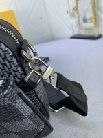 Louis Vuitton Trio Messenger Bag Damier Canvas Black 25Cm N50017 - Image 5