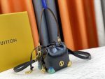 Louis Vuitton Néo Purse Lv Charms Black 15Cm M82886 - Image 4