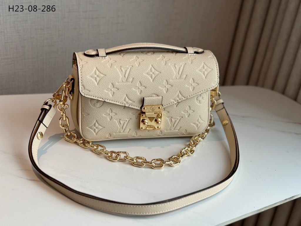 Louis Vuitton Pochette Métis East West Bag Cream 21Cm M22942 - Image 3