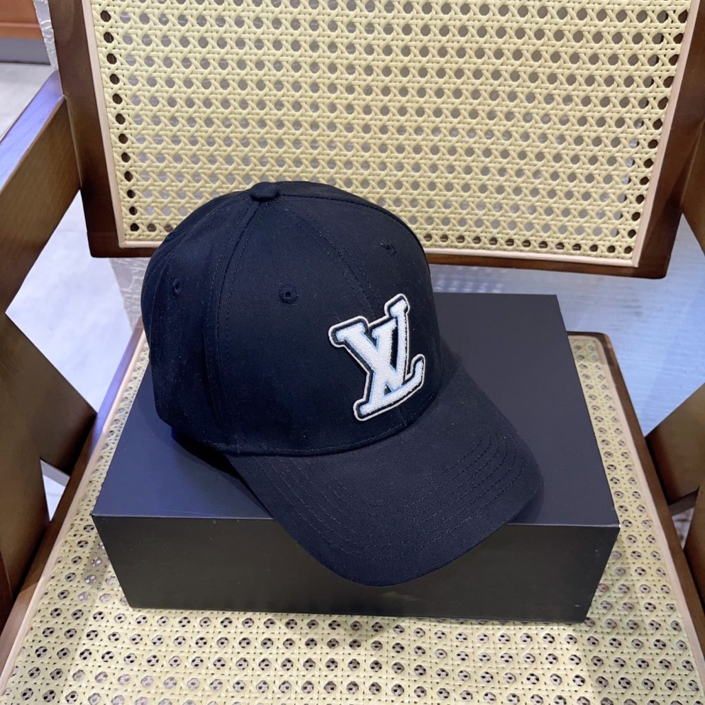 Louis Vuitton Lv Signature Baseball Cap Black M7319l - Image 6