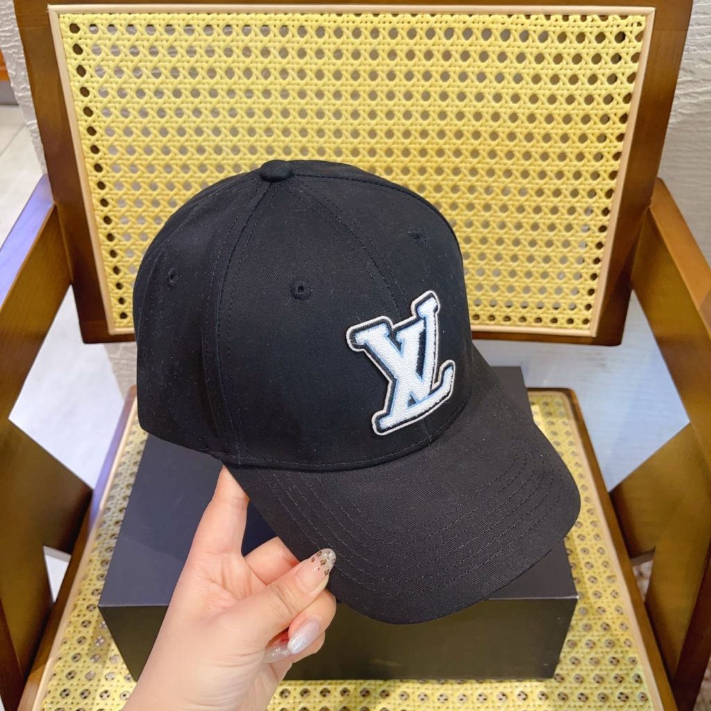 Louis Vuitton Lv Signature Baseball Cap Black M7319l - Image 3