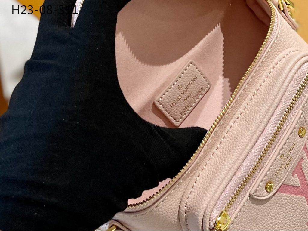 Louis Vuitton Mini Bumbag Pink 18Cm M82347 - Image 8