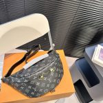 Louis Vuitton Discovery Bumbag PM Monogram Eclipse Black 39Cm M46035 - Image 3