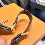 Louis Vuitton Discovery Bumbag PM Monogram Eclipse Black 39Cm M46035 - Image 10