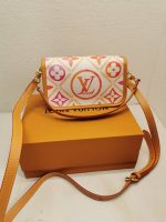 Louis Vuitton Nano Diane Bag Monogram Canvas Coral 20Cm M83621 - Image 4
