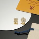 Louis Vuitton Idylle Blossom Stud Earrings Gold And Diamonds - Image 4