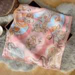 Louis Vuitton Vivienne 90 Speedy Square Silk Scarf Light Pink 90cm M79155 - Image 3