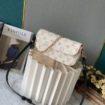 Louis Vuitton Wallet On Chain Ivy Monogram Canvas Dune 23Cm M83091 - Image 9