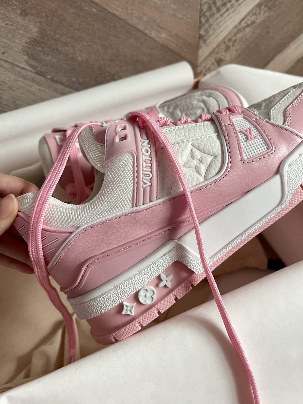 Louis Vuitton Lv Trainer Sneaker Pink Rose 1Aboek - Image 9