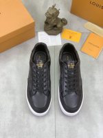 Louis Vuitton Sneaker Monogram Pattern In Black - Image 4
