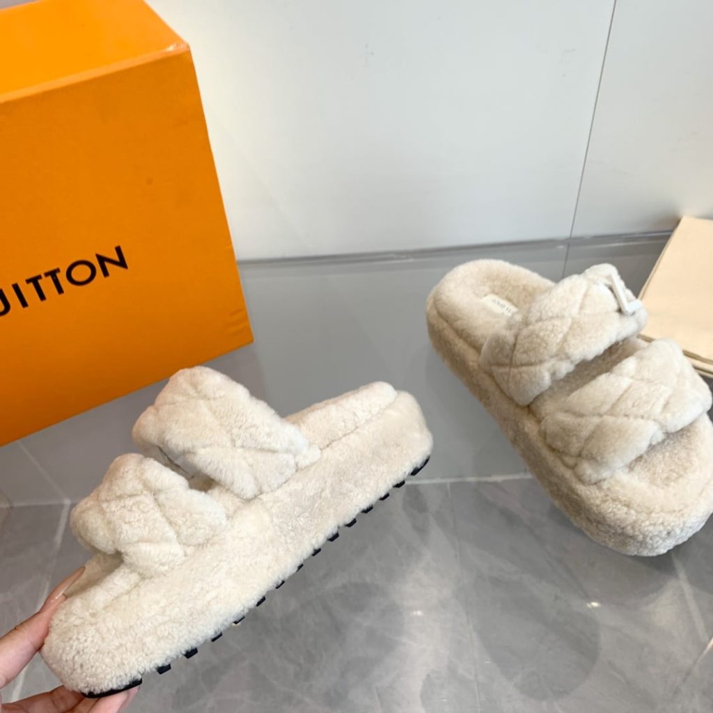 Louis Vuitton Lv Sunset Platform Comfort Mule Shearling Natural 1Actvf - Image 3