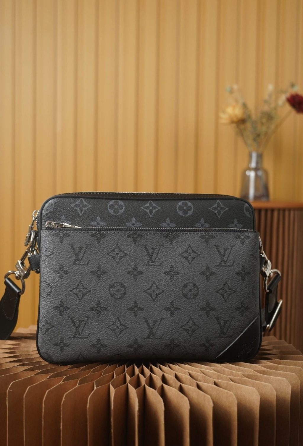 Louis Vuitton Trio Messenger 25Cm M69443 - Image 10