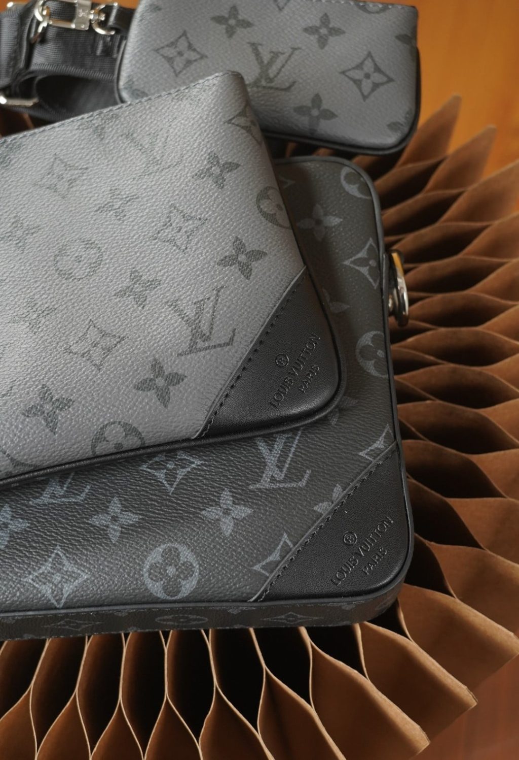 Louis Vuitton Trio Messenger 25Cm M69443 - Image 9