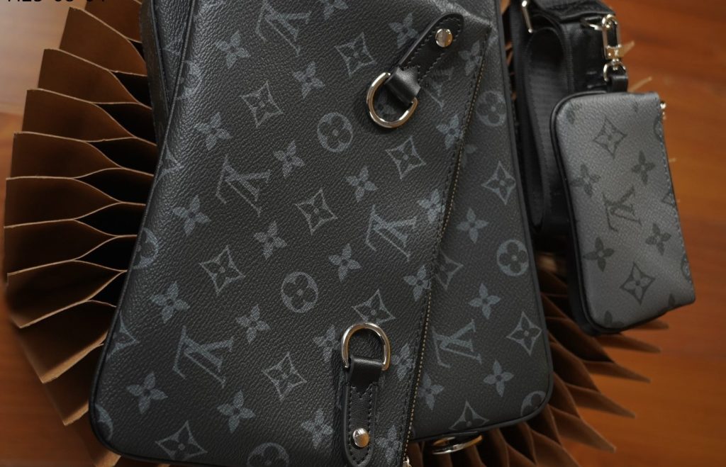 Louis Vuitton Trio Messenger 25Cm M69443 - Image 4