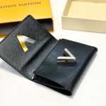 Louis Vuitton Twist Compact Wallet Black 12Cm M64414 - Image 8