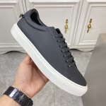 Givenchy New Arrival Sneaker - Image 3