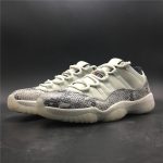 Air Jordan 11 Low - Image 3