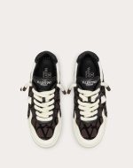 VALENTINO ONE STUD XL LOW-TOP SNEAKER IN NAPPA LEATHER AND TOILE ICONOGRAPHE FABRIC - Image 4