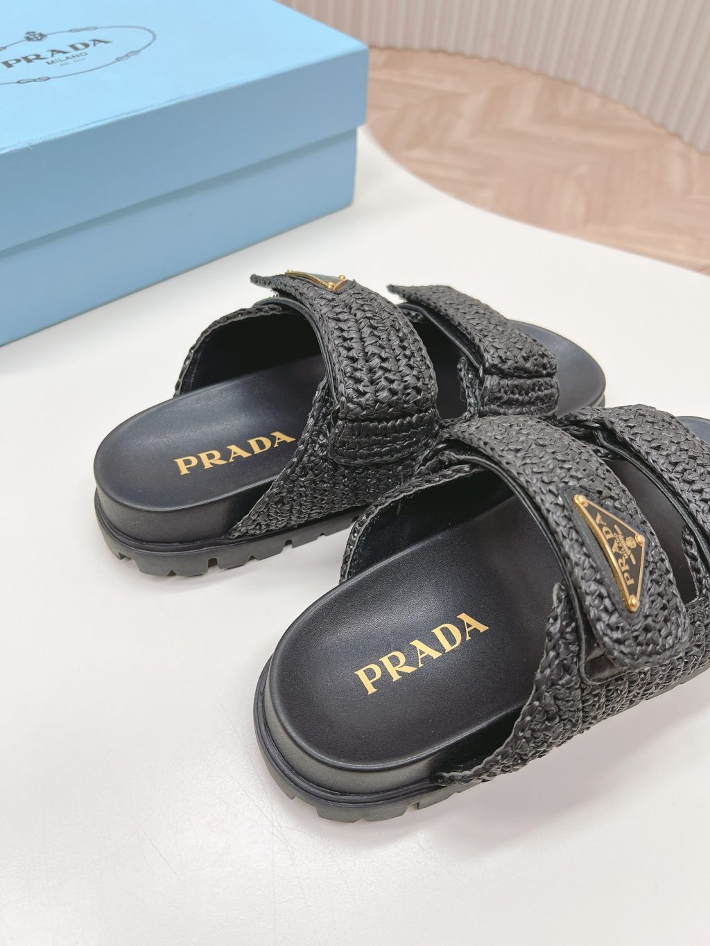 Prada Fussbett Raffia Dual Buckle Slide Sandals Black - Image 5