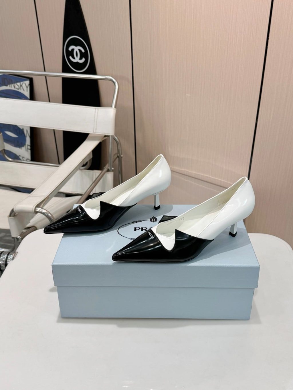 Prada Two Tone Toe Kitten Heels In Black And White - Image 6