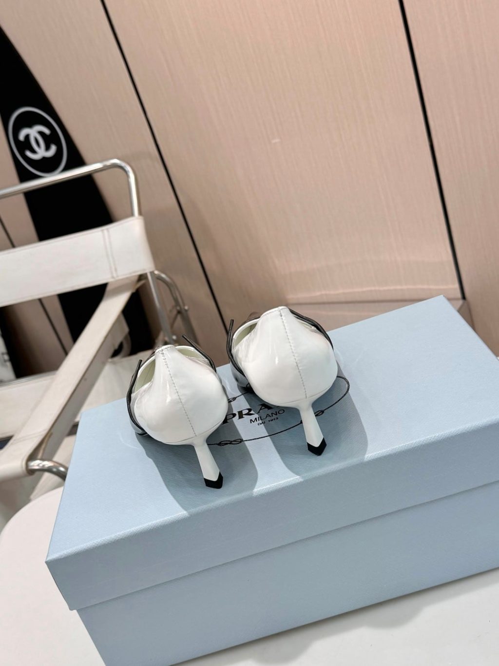 Prada Two Tone Toe Kitten Heels In Black And White - Image 3