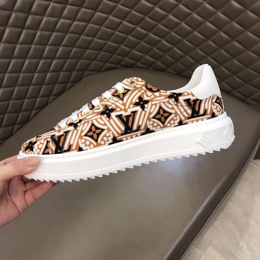 Louis Vuitton Luxury Brand Sports Casual Shoes - Image 4