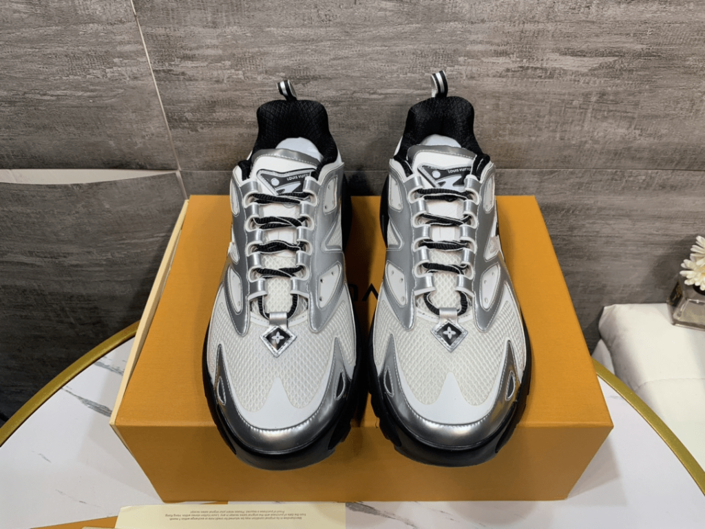 LV 2022 Donkey runner tatic sneakers - Image 2