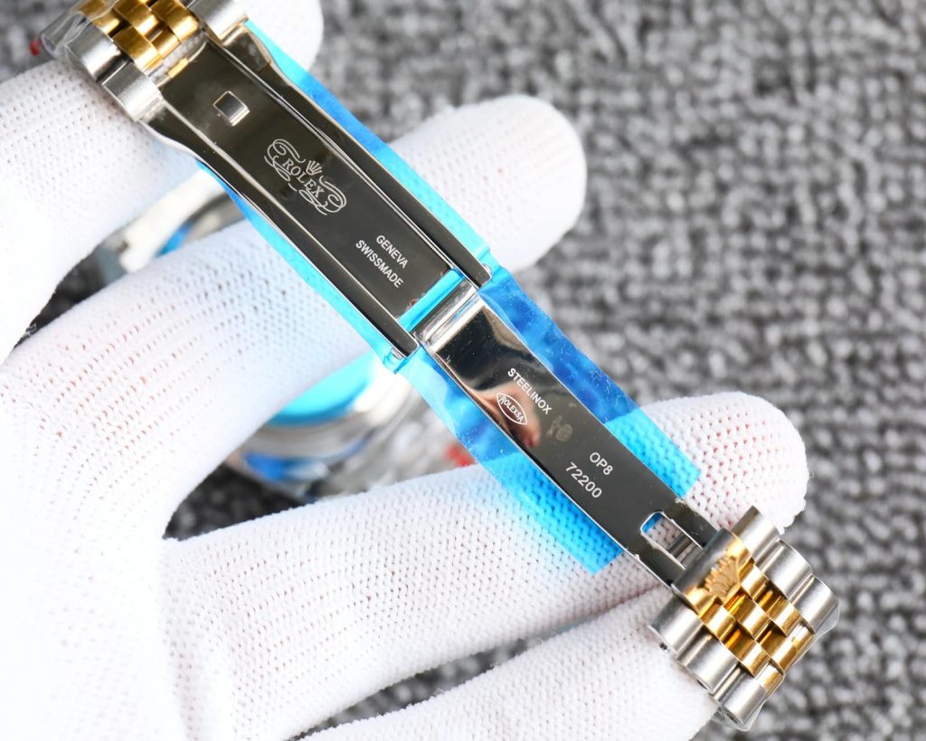 Rolex Datejust Roman Numeral Dial Oystersteel And Gold In White 41mm - Image 4