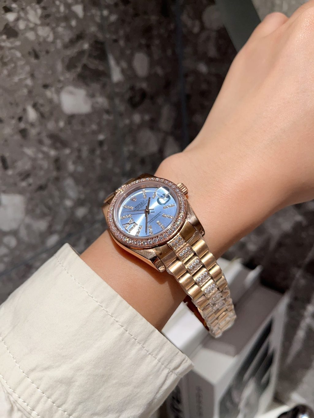 Rolex Datejust Diamond In Rose Gold With Blue Dial 31mm - Image 5