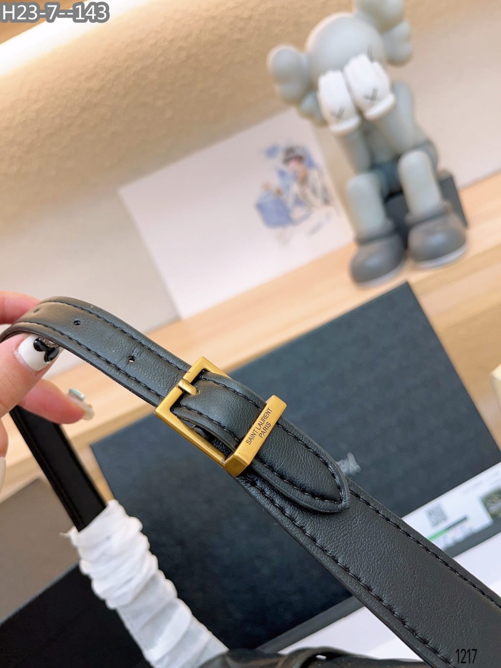 Saint Laurent Le 57 Quilted Leather Shoulder Bag Black 23Cm - Image 10