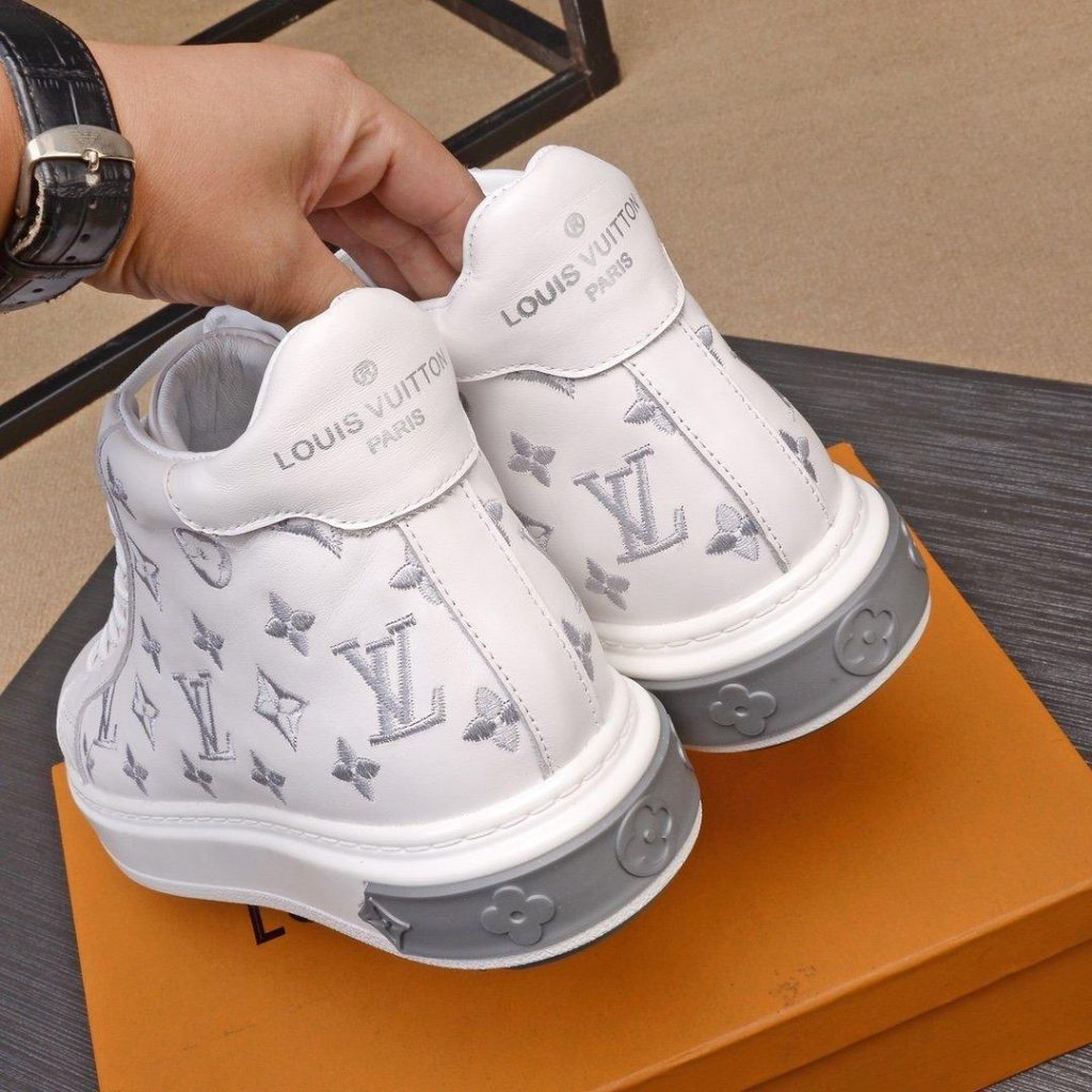 LV MEN SHOES 40-44 - Image 4