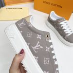Louis Vuitton Time Out Sneaker Grey 1AGUVW - Image 5