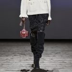 Chanel Small Camera Case Burgundy 25cm As5220 B18234 Nzv44 - Image 4