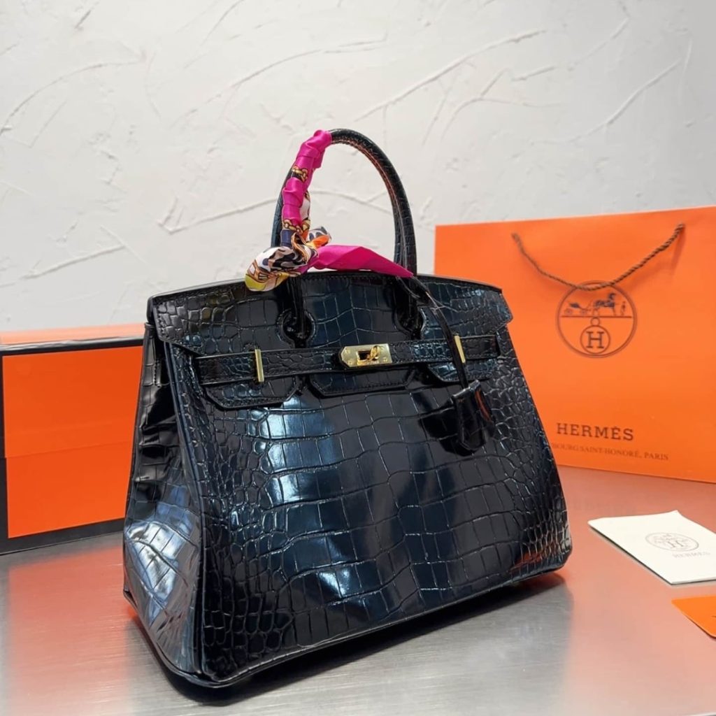 Hermes Birkin 30 Shiny Porosus Crocodile Black Noir 30Cm - Image 2