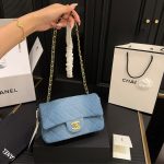 Chanel Classic Handbag Washed Denim And Gold Tone Metal Blue 19Cm A01112 B16747 Nx158 - Image 3