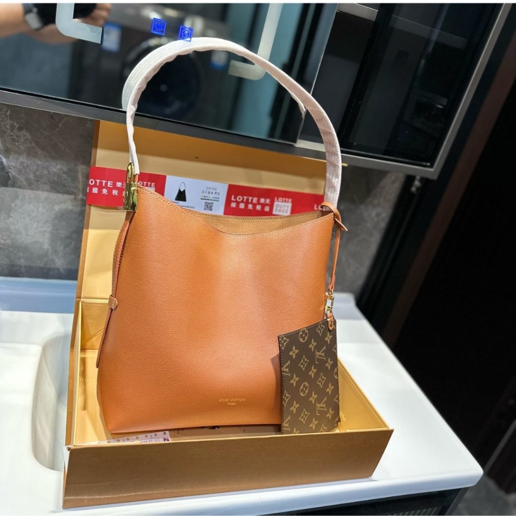 Louis Vuitton Low Key Hobo MM In Cognac 31Cm M24974 - Image 3