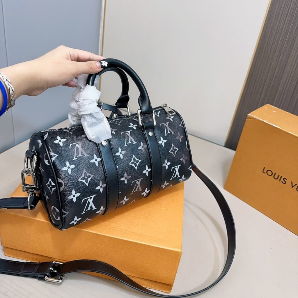 Louis Vuitton Keepall Bandoulière 25 Monogram Brushed Black 25Cm M11595 - Image 9